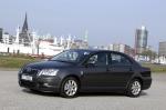 Toyota Avensis 2003 года